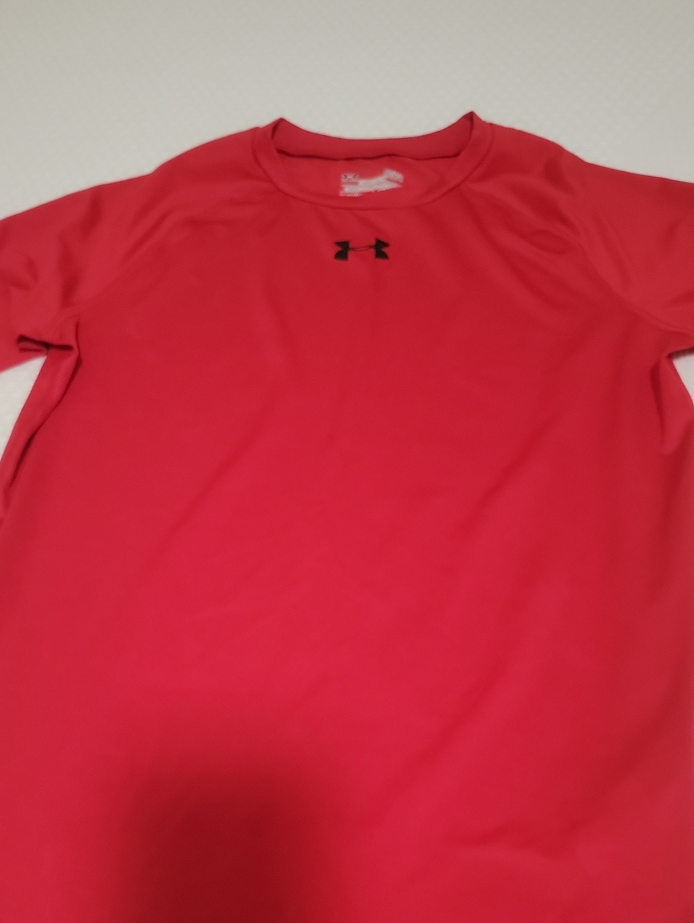 Under Armour Men’s Red Short-Sleeve Performance Tee with Black Logo